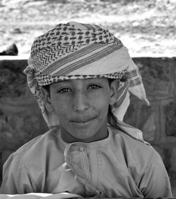 Jongen in Oman